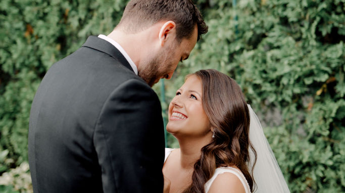 Julia & Billy Teaser